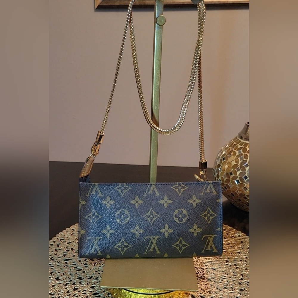 Authentic Louis Vuitton Pouch